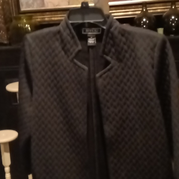 NWT NYCC black embossed l/s coat w big pockets & side slits Sz Med - Picture 4 of 13